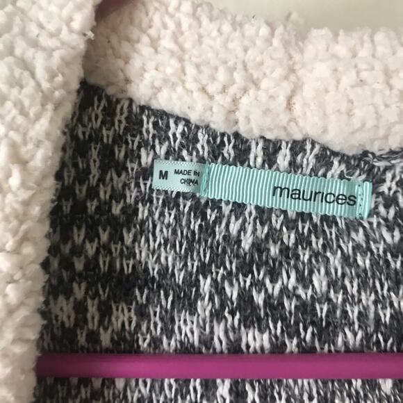 Long Grey Sweater - Size Medium - Picture 4 of 6